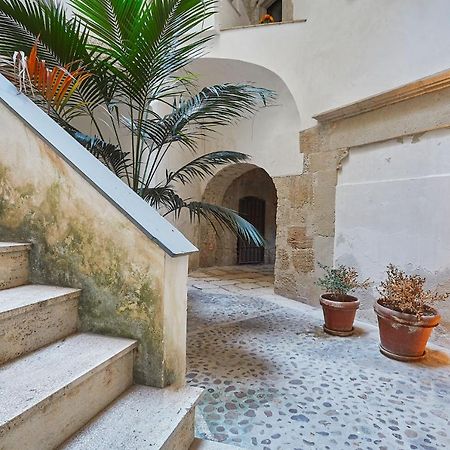 "Guttuso Tribute Suite" Experience Apartment Palermo Buitenkant foto