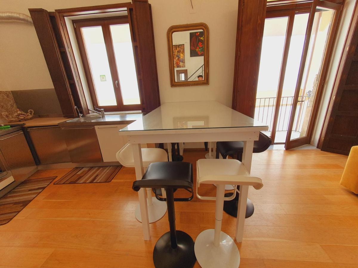"Guttuso Tribute Suite" Experience Apartment Palermo Buitenkant foto